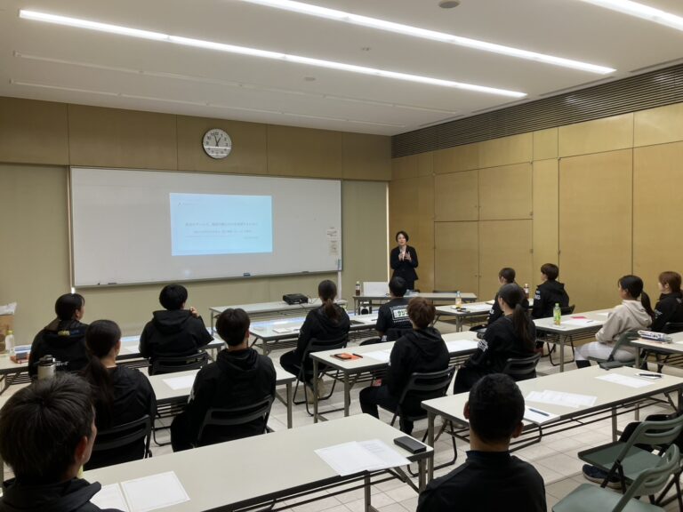 女子野球チームにてセミナーを開催しました